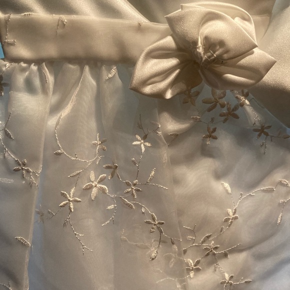Dress hat and bloomers new white with flora design